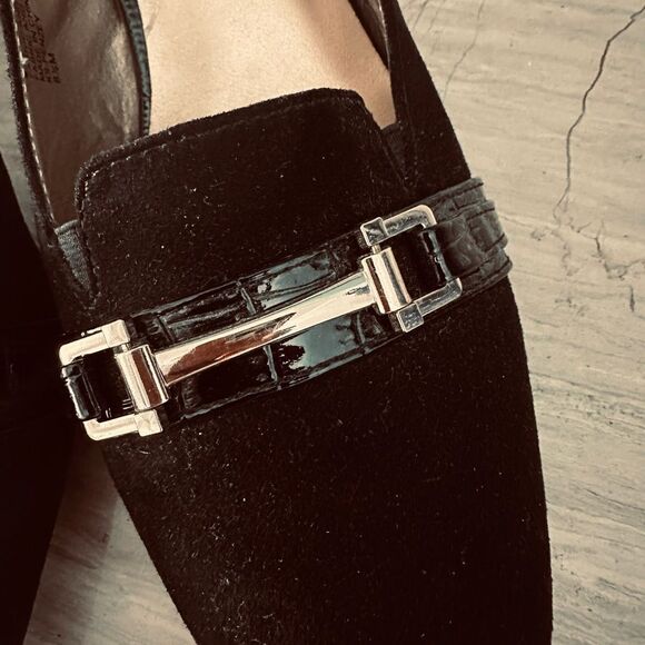 Karen Scott Penzy, black pumps. - Picture 6 of 7